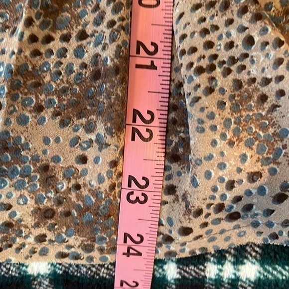 Hem & Thread Tan and Black Lace Blouse Size Large NEW - Picture 6 of 7